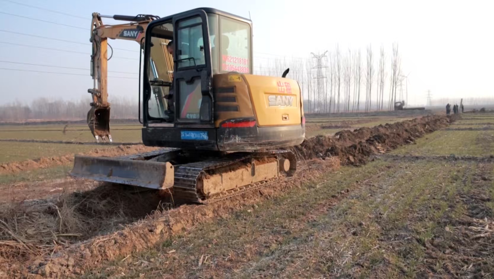 施工中的农田水利工程 (1).jpg